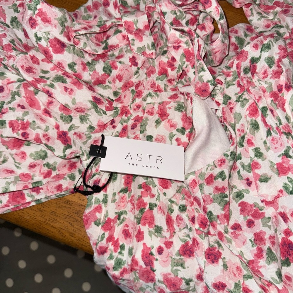 Floral Sweetheart Crop Top with Puff Sleeves - Pink - Picture 16 of 16